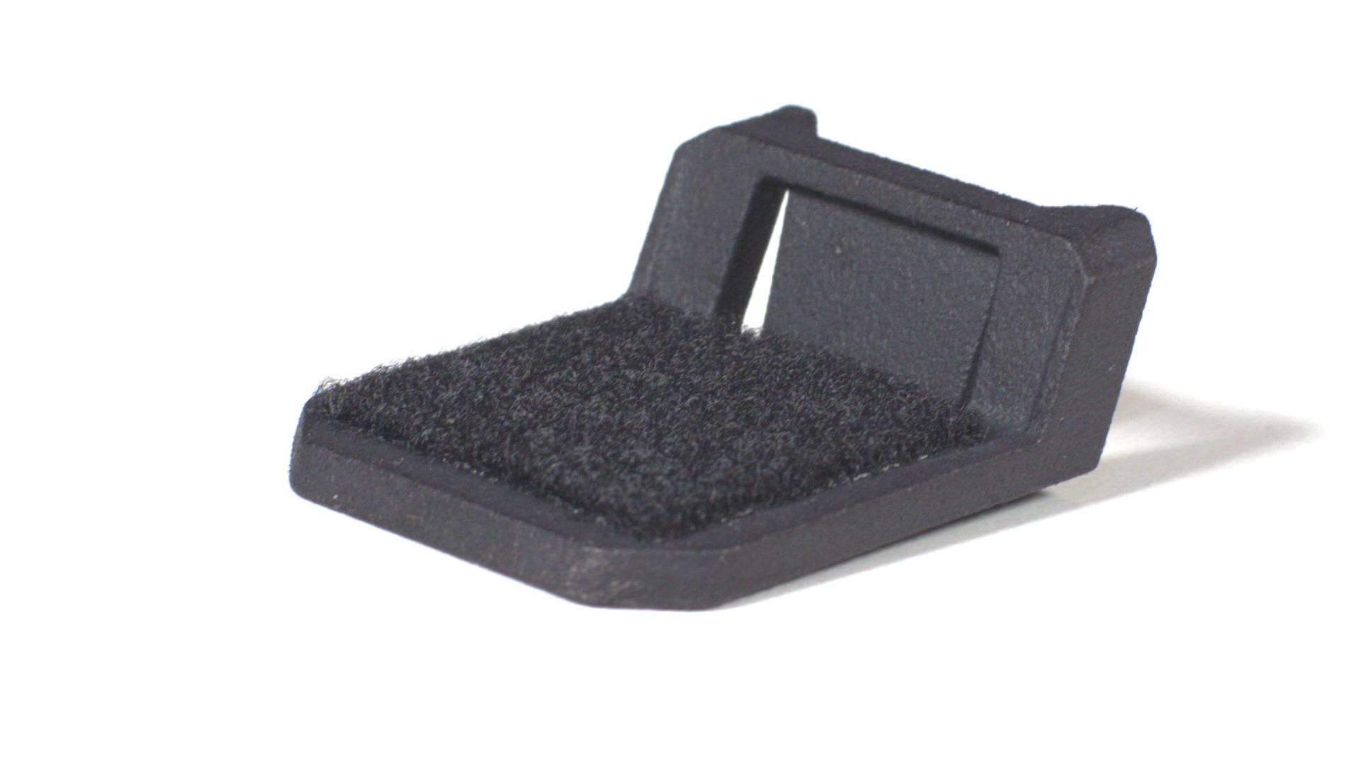 Design your own studio glove tracking mount - StretchSense