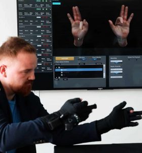 Hand Engine, Mocap Pro gloves and VIVE